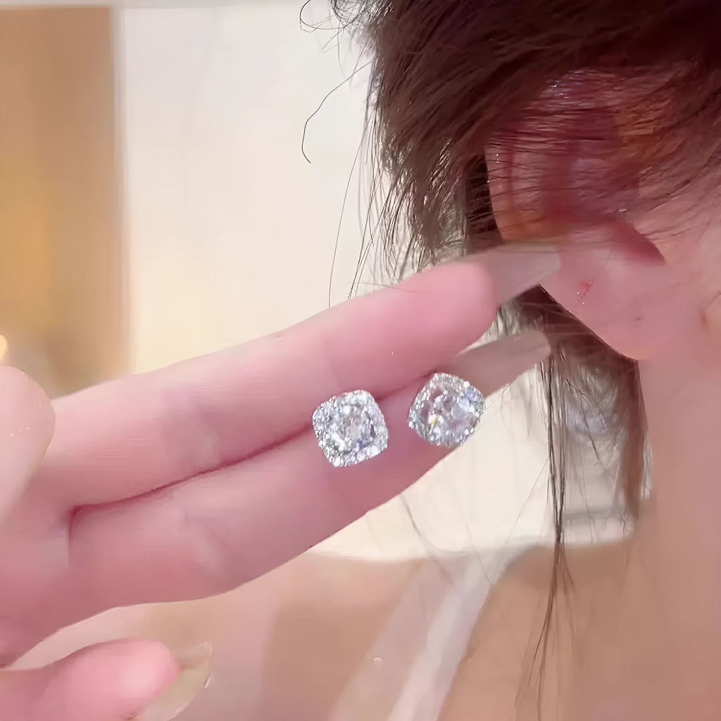 Women's square diamond geometric earrings in silver colour with quadrilateral design elements