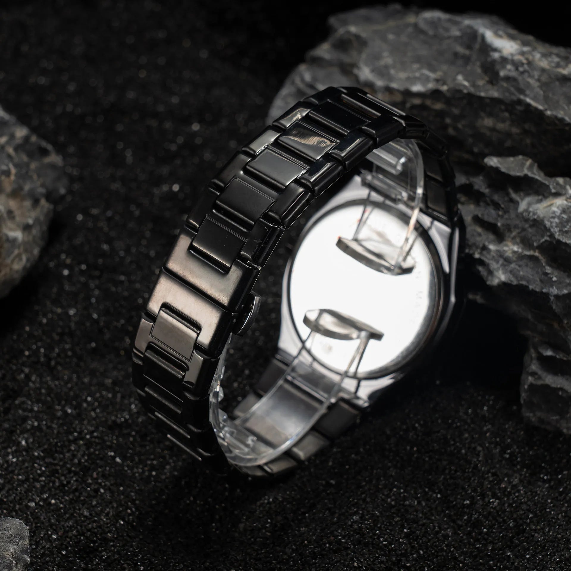 Men's steel belt quartz watch with 10mm case thickness in business casual style