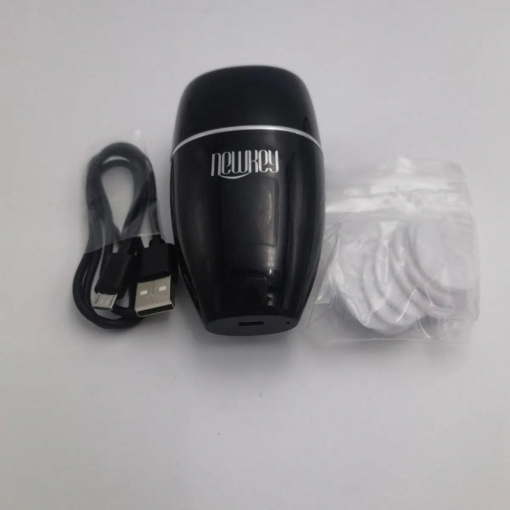 Electric silicone lip plumper device with three speed adjustment buttons in black colour option