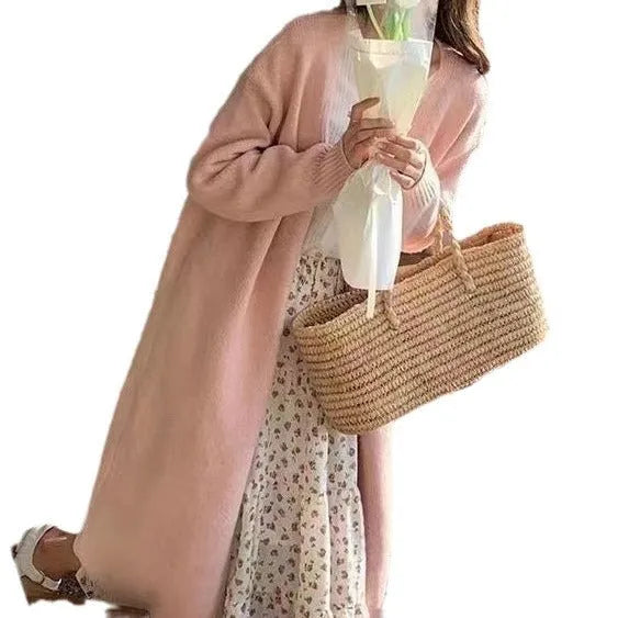 Women's mid-length knitted V-neck cardigan in loose fit with long sleeves