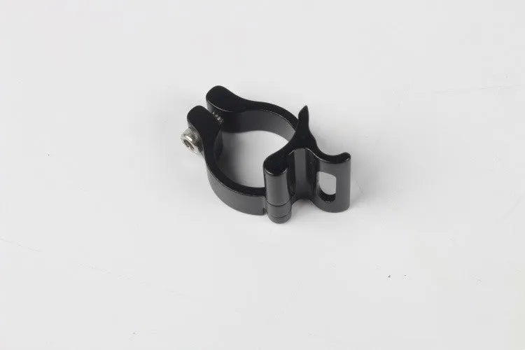 A single black aluminium alloy hose clamp with a 28.6mm diameter for vehicle use.