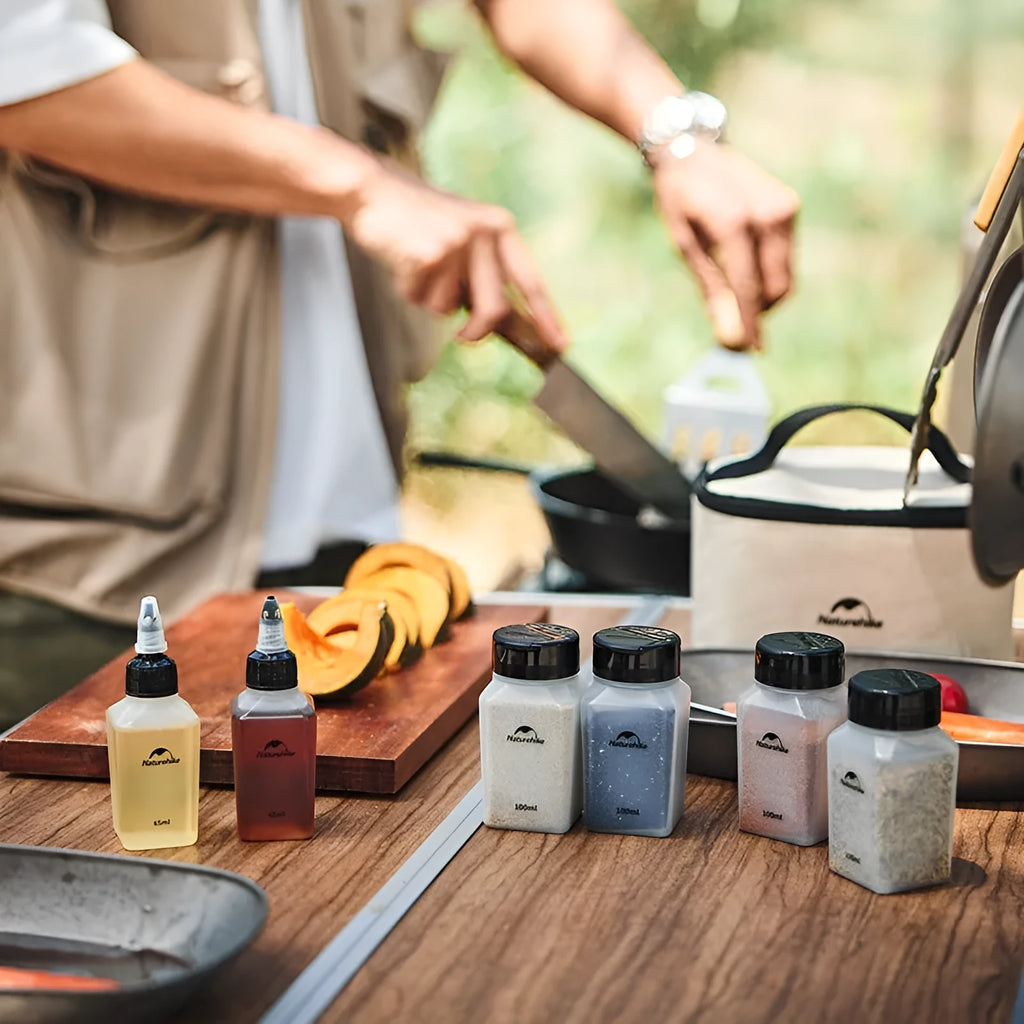 Naturehike portable six-piece plastic seasoning bottle set for outdoor camping and picnics