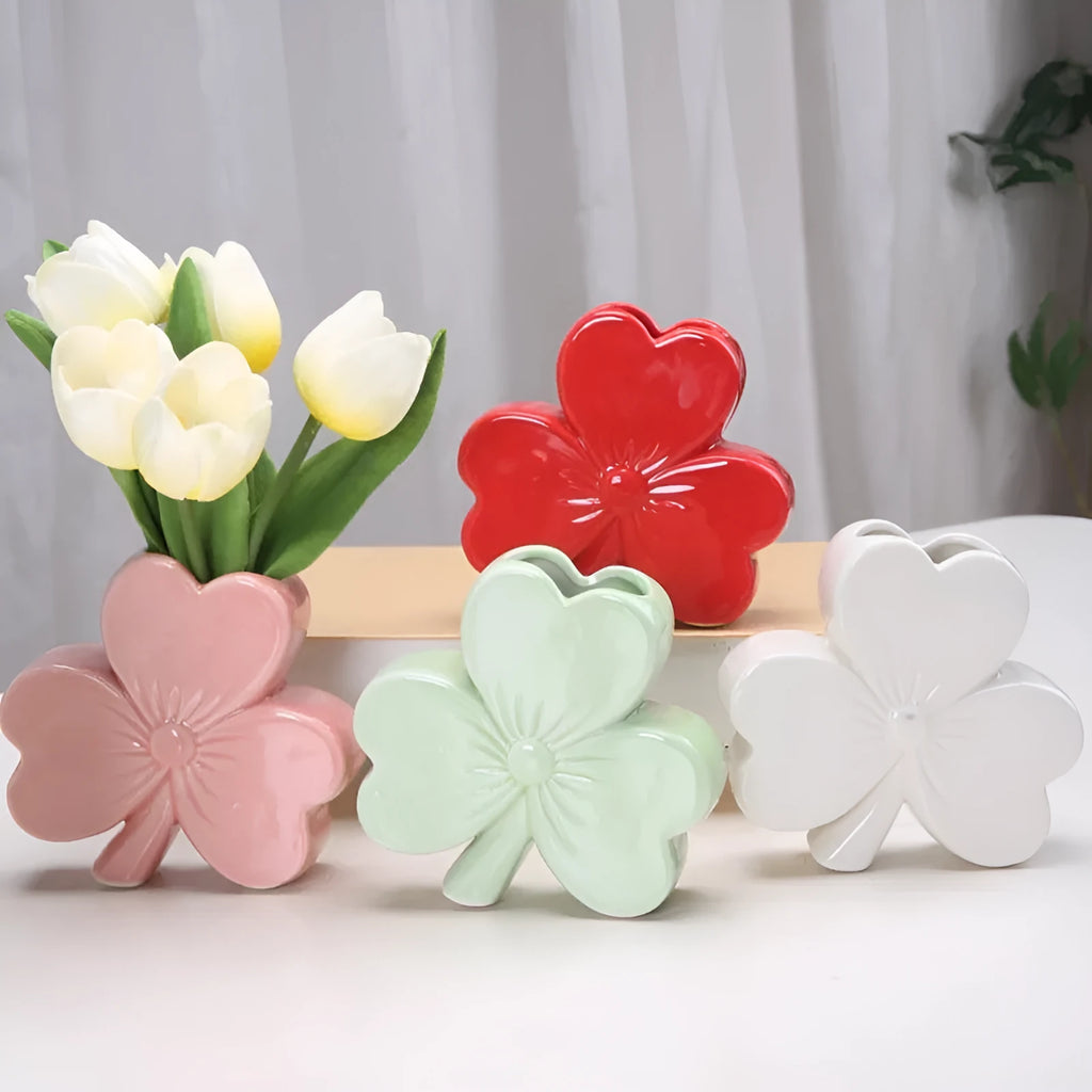 White porcelain ceramic vase with clover pattern in European style, available in four colours