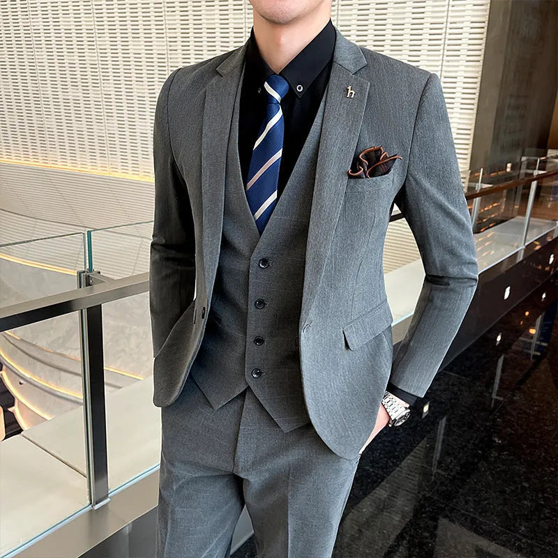 Men's slim fit business suit in black cotton blend fabric with adhesive interlining
