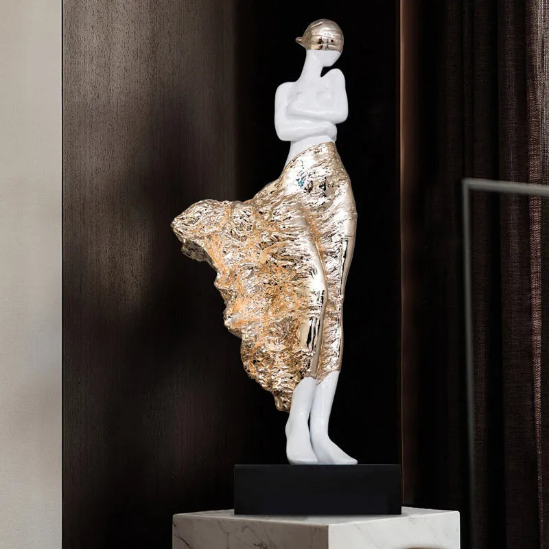 Light luxury modern simplicity sculptured ornament 48cm height in metallic finish