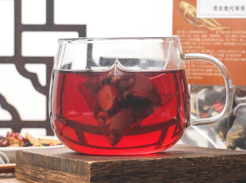 Box of Ginseng Black Wolfberry Tea containing 40 individual 5g sachets, total 200g.