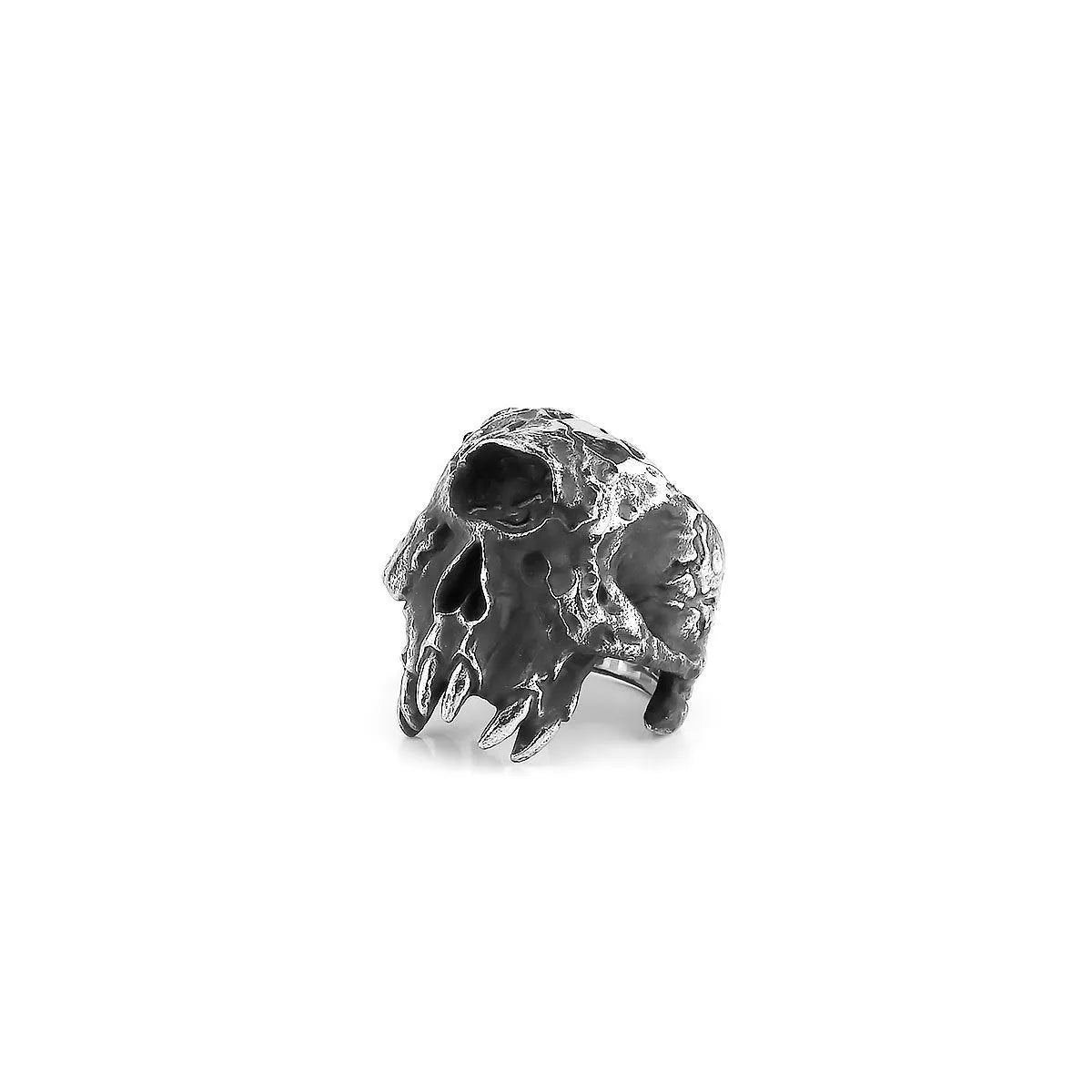 Silver alloy skull ring with one-eyed design in punk retro style for men and women