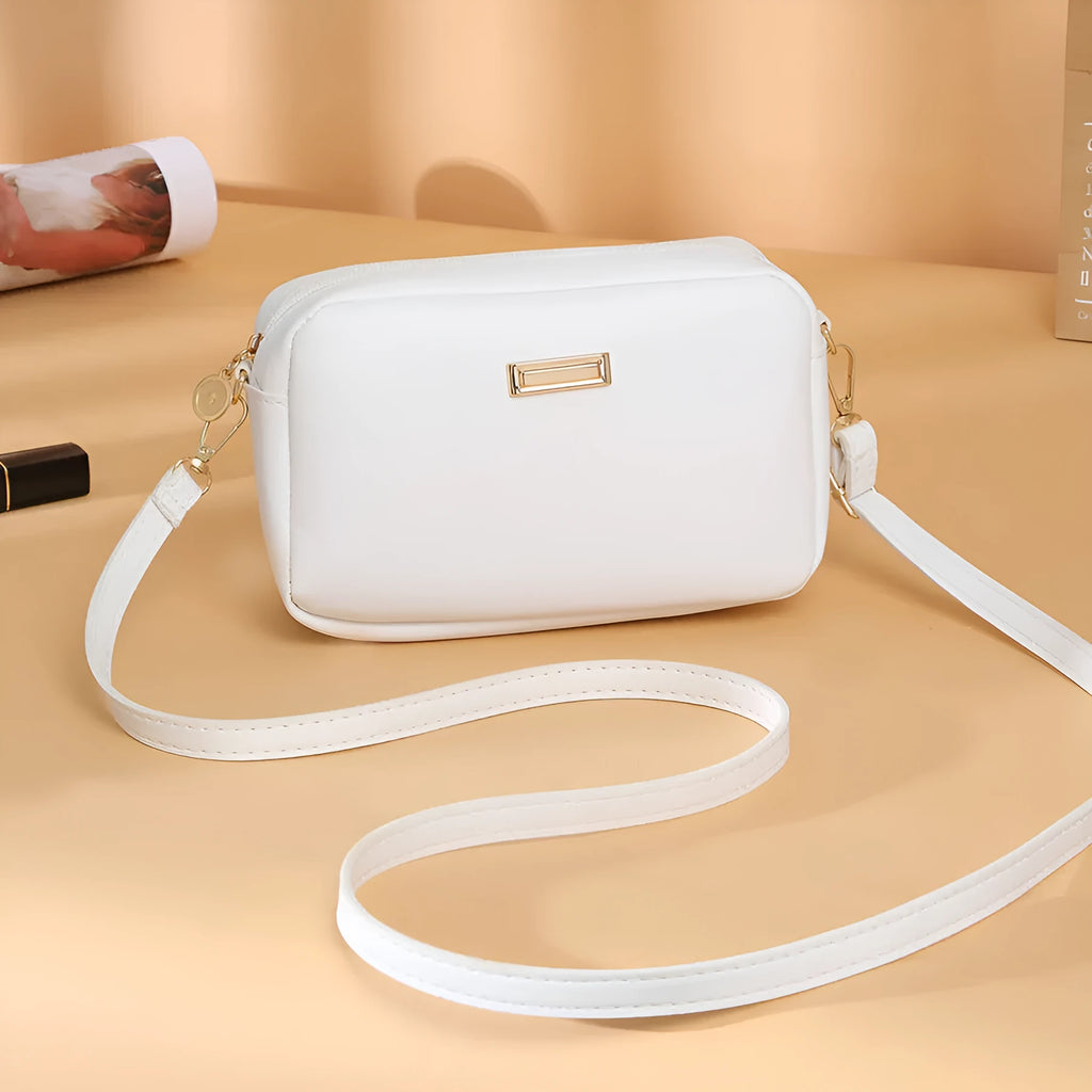 Women's solid colour PU shoulder bag with three-dimensional pocket in horizontal square shape