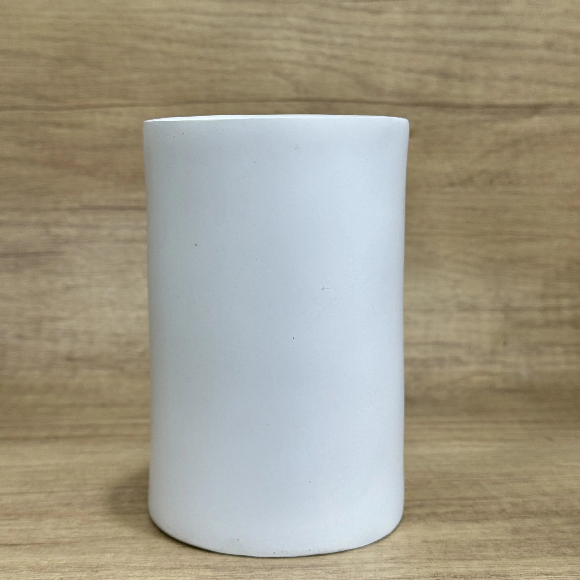 American style resin tissue box holder desktop ornament measuring 8.5cm by 14.6cm