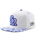 Adjustable cotton baseball cap with dome crown in black or white colour