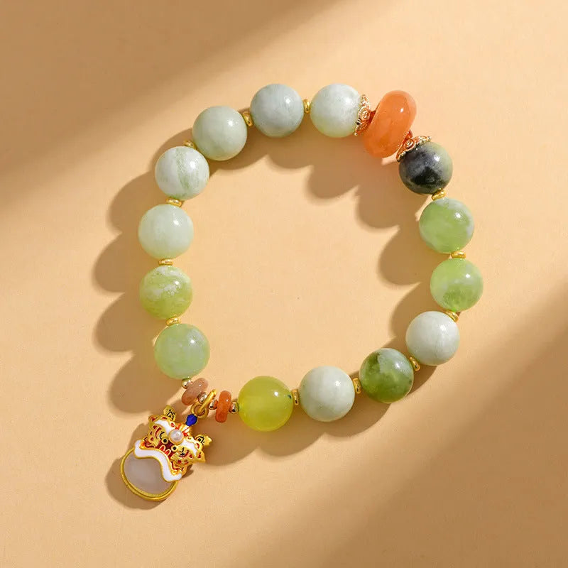 Green milk-in-water Xingshi jade pendant bracelet with geometric shape and retro style