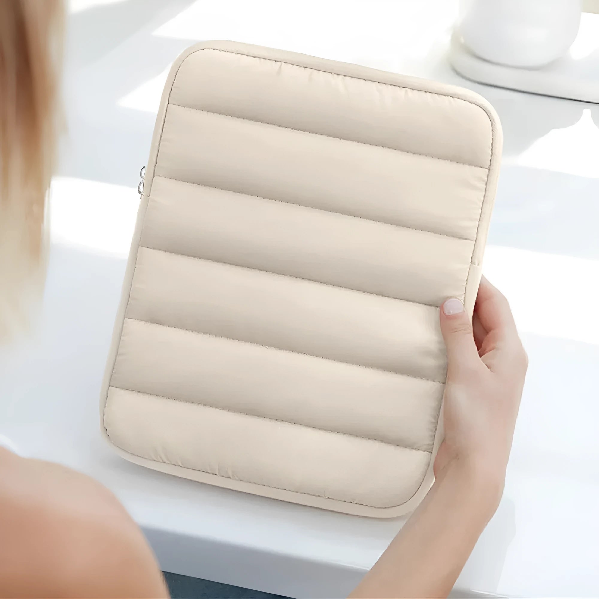 Fluffy air-feel laptop sleeve for 9.7-11 inch devices with elastic sides and waterproof storage bag