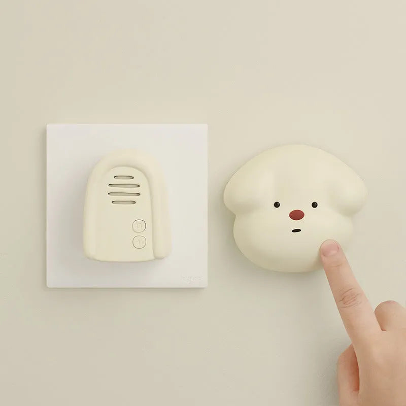 Wireless plug-in beeper doorbell for household use in milky yellow and white colour options