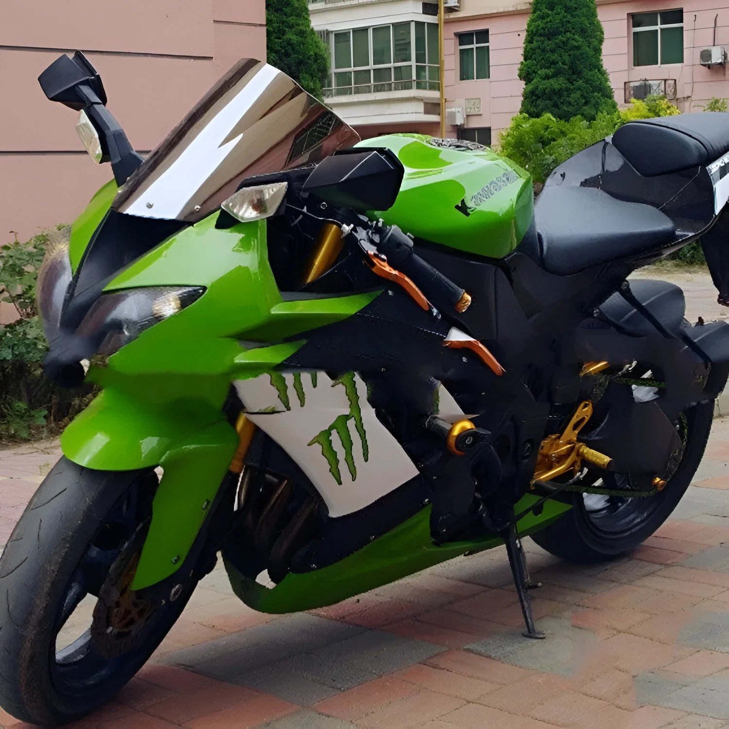 Motorcycle windscreen for Kawasaki ZX-6R 636 and ZX-10R in blue and brown tint options