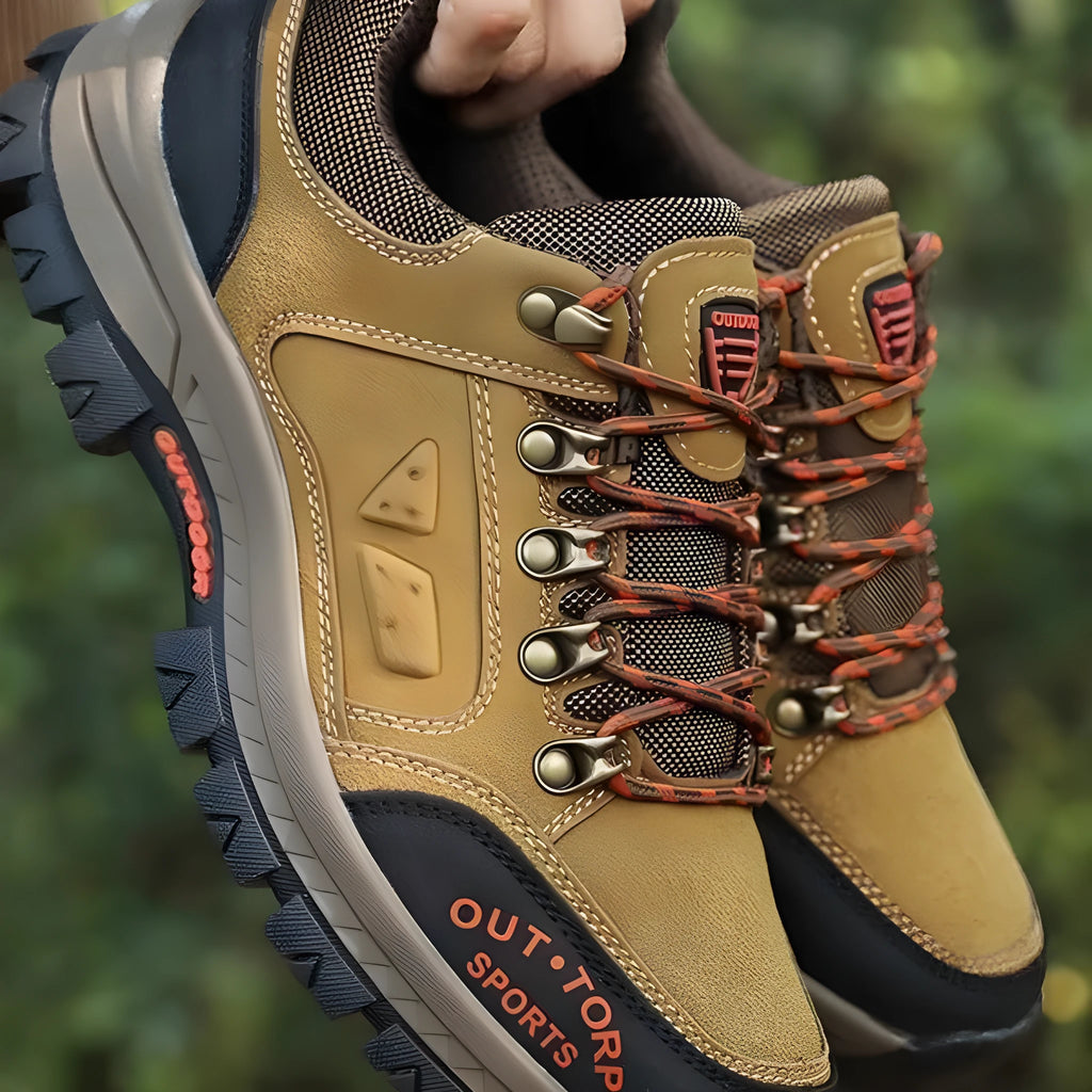 Men's outdoor hiking shoes with non-slip rubber sole, synthetic leather upper, lace-up closure, in Black and Red colour
