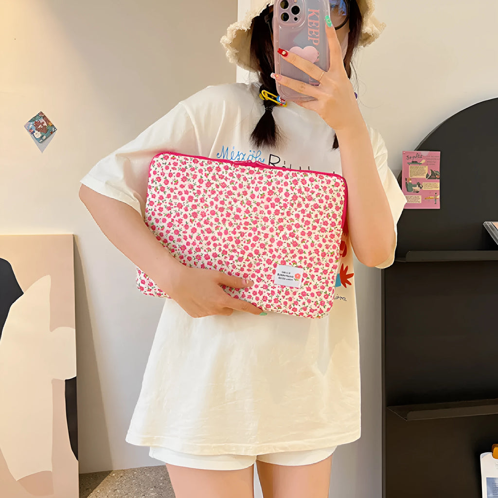 Women's floral print laptop bag in cloth material with anti-shock padding
