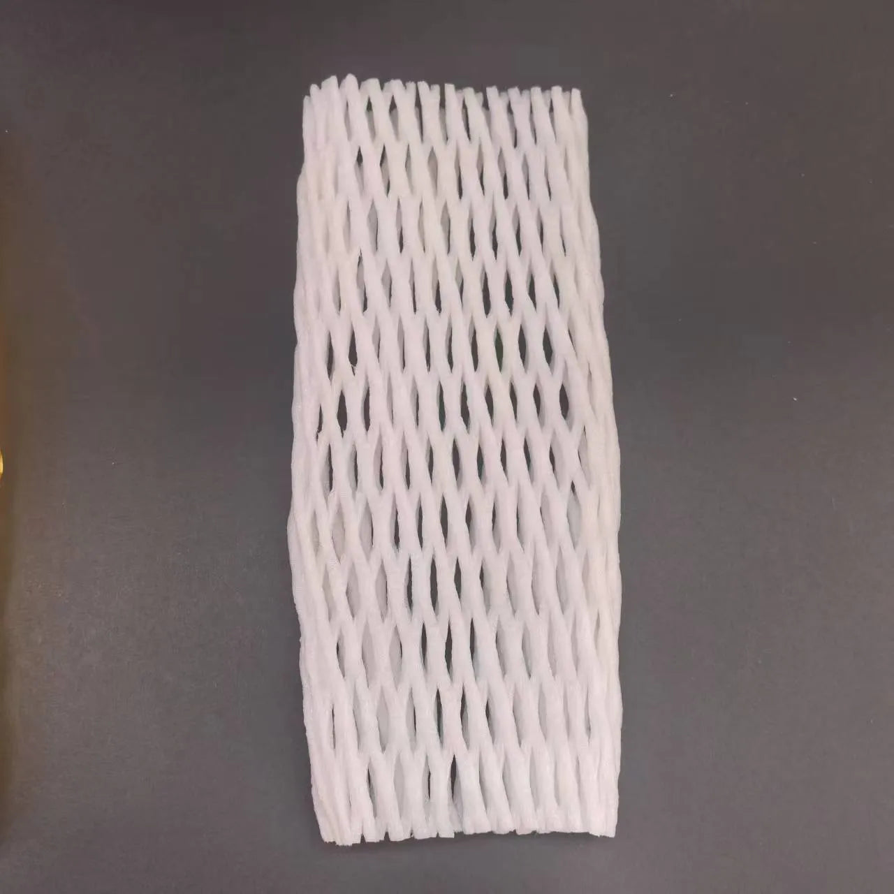White foam shockproof protective net for fruits in various sizes from 6x5cm to 18x7cm