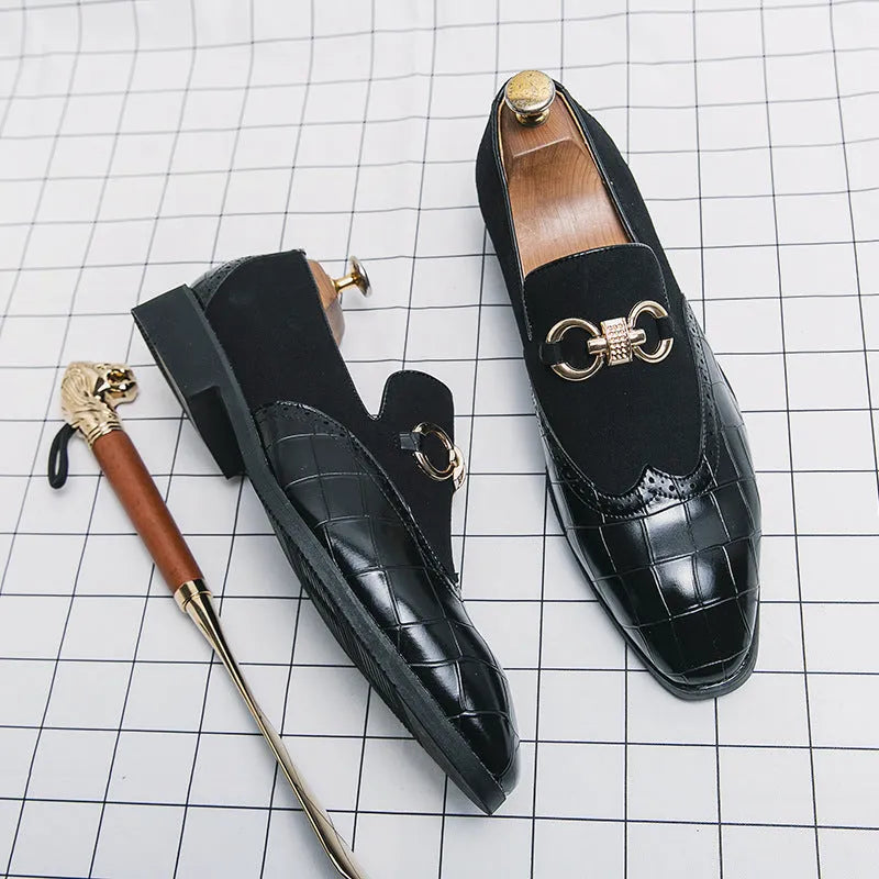 Men's black and green Korean style casual leather shoes with pointed toe and rubber sole