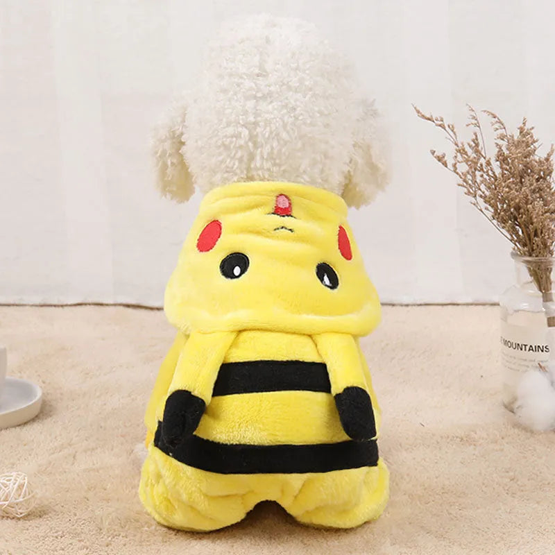Fleece cat coat hoodie with cartoon design for small dogs and cats in autumn and winter.