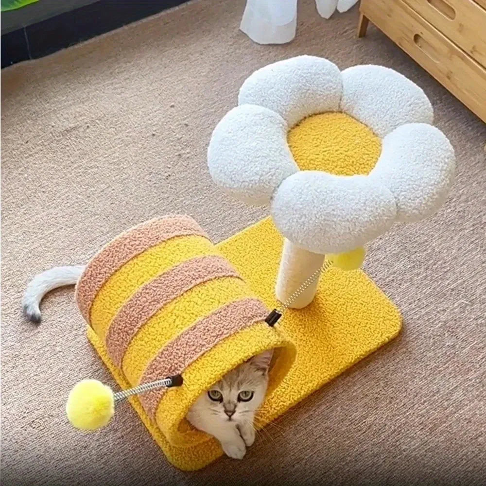 Yellow Bee-shaped cat climbing frame with sisal scratching post and fabric tunnel