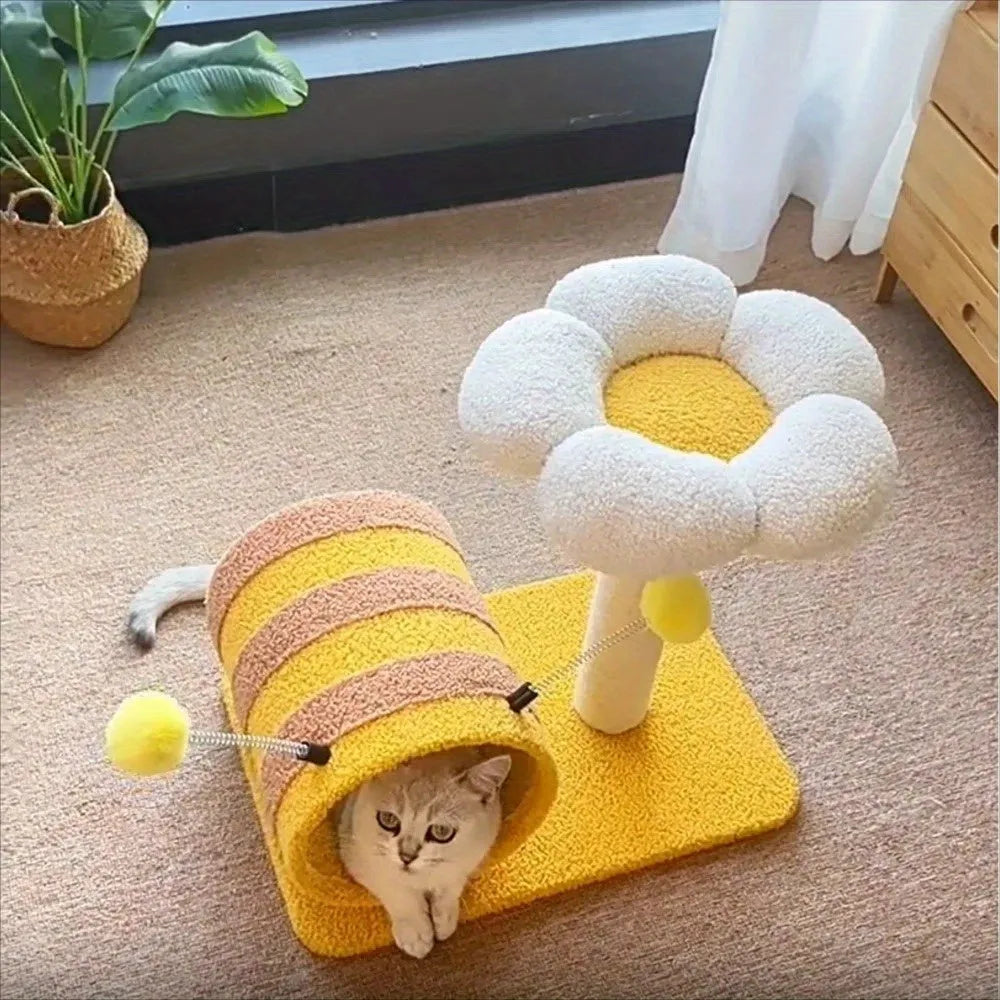Yellow Bee-shaped cat climbing frame with sisal scratching post and fabric tunnel