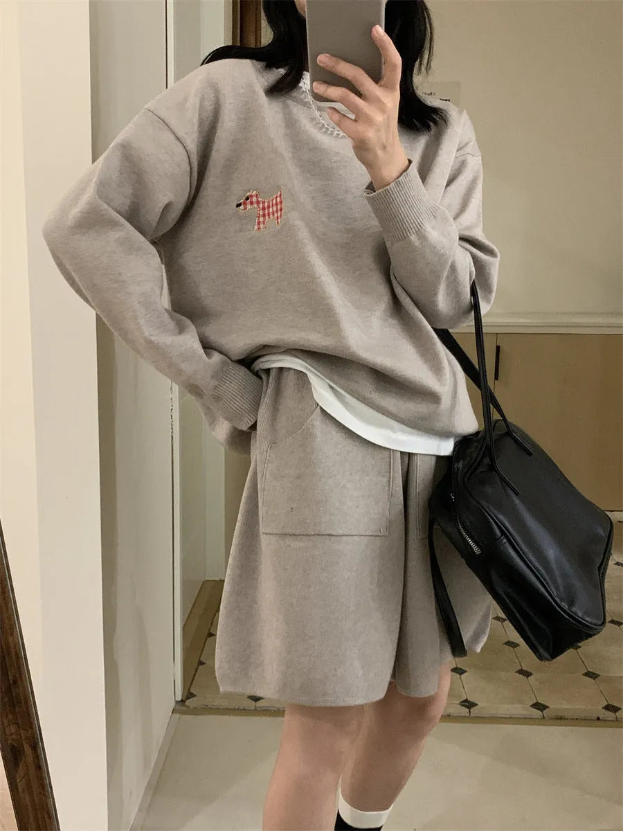 Women's casual knitted sweater and shorts suit with embroidery and animal pattern in imitation cashmere fabric