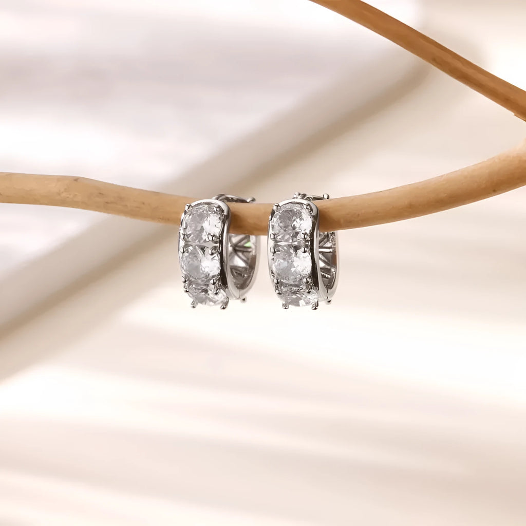 Women's U-shaped ear clip earrings with zircon detailing on stainless steel alloy in colour E5772P