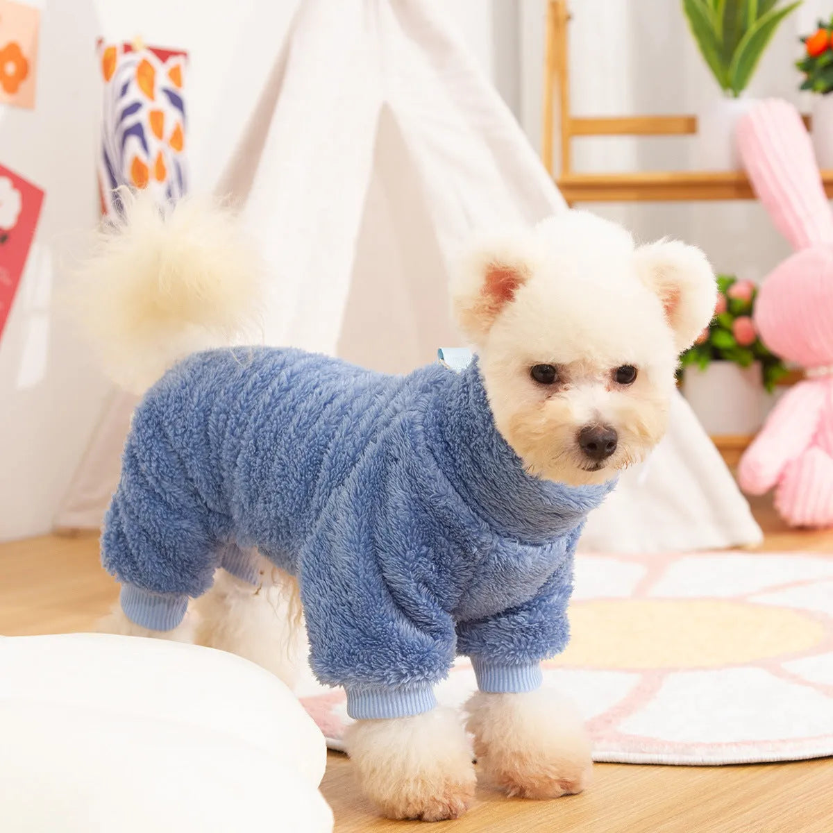 Four-legged dog clothing with double-sided plush fleece, high collar, and towing ring in blue colour