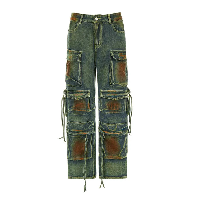 Loose cargo denim trousers in a fading colour with multiple gradient pockets on the legs