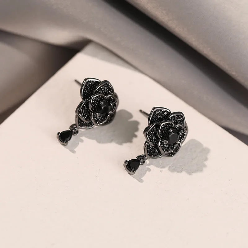 Black rose zircon stud earrings with flower shape and gold plating