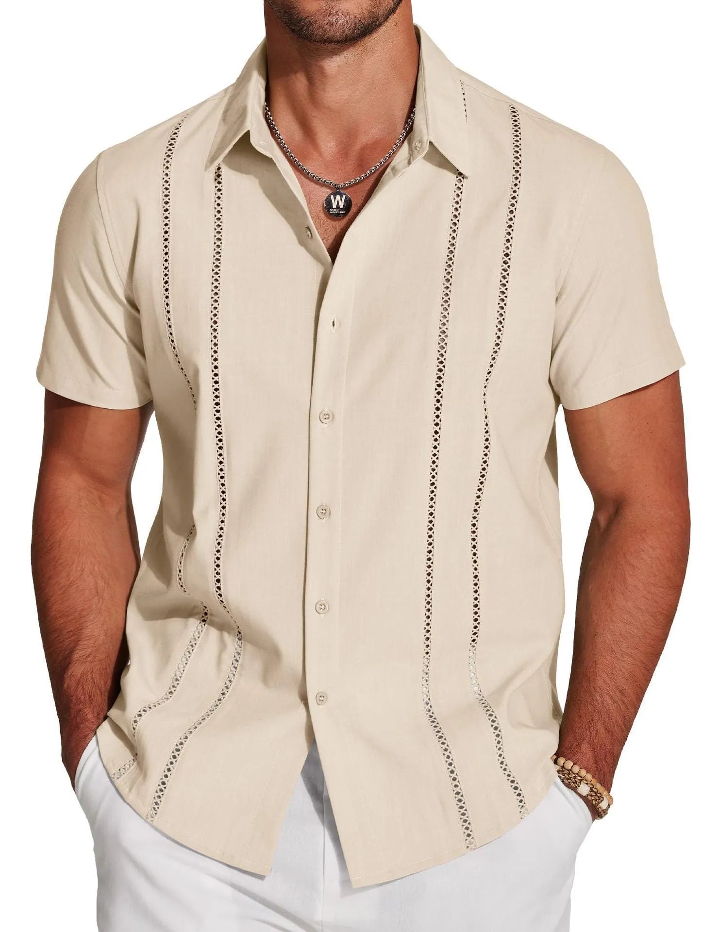 Men's slim fit short sleeve Hawaiian shirt with printed pattern in stretch polyester fabric.