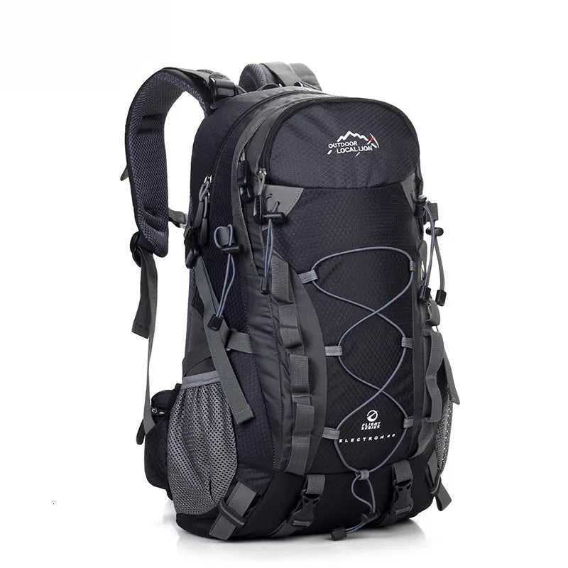 Green leisure sports backpack with 20-35 litre capacity for outdoor activities