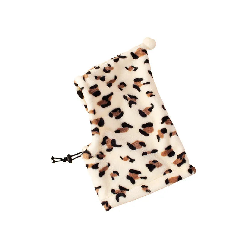 Bear-style pet headgear with rabbit ears for dogs and cats in leopard print colour