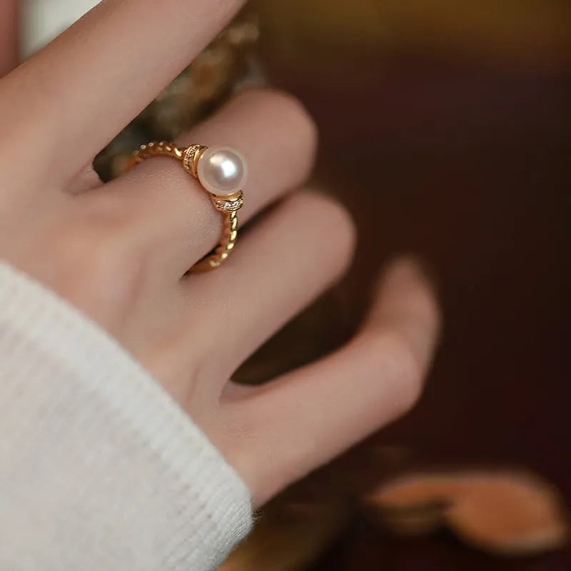 Adjustable copper pearl ring with geometric design in gold or silver antique twist style