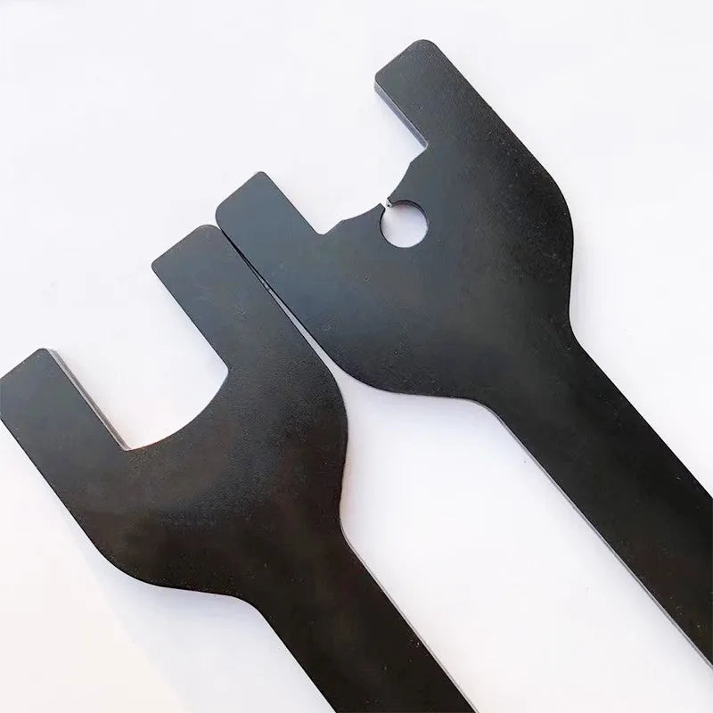 Land Rover fan wrench set showing 36mm and 40mm alloy steel automotive repair tools