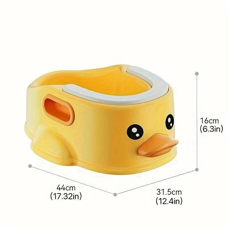 Blue PVC duck-shaped bathtub for washing dogs and cats on a lawn