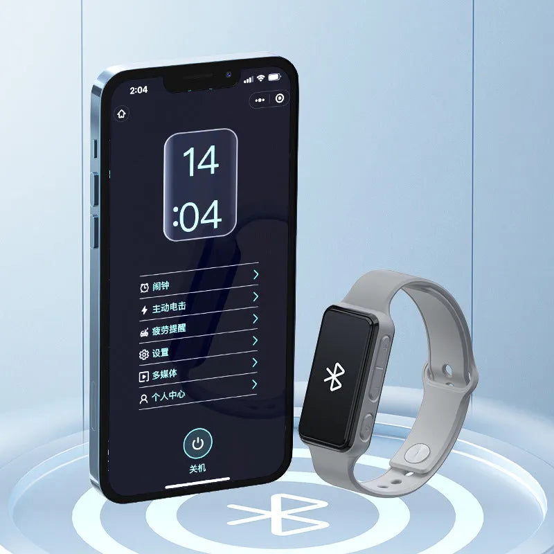 Smart bracelet with silicone strap and LCD screen in black colour option