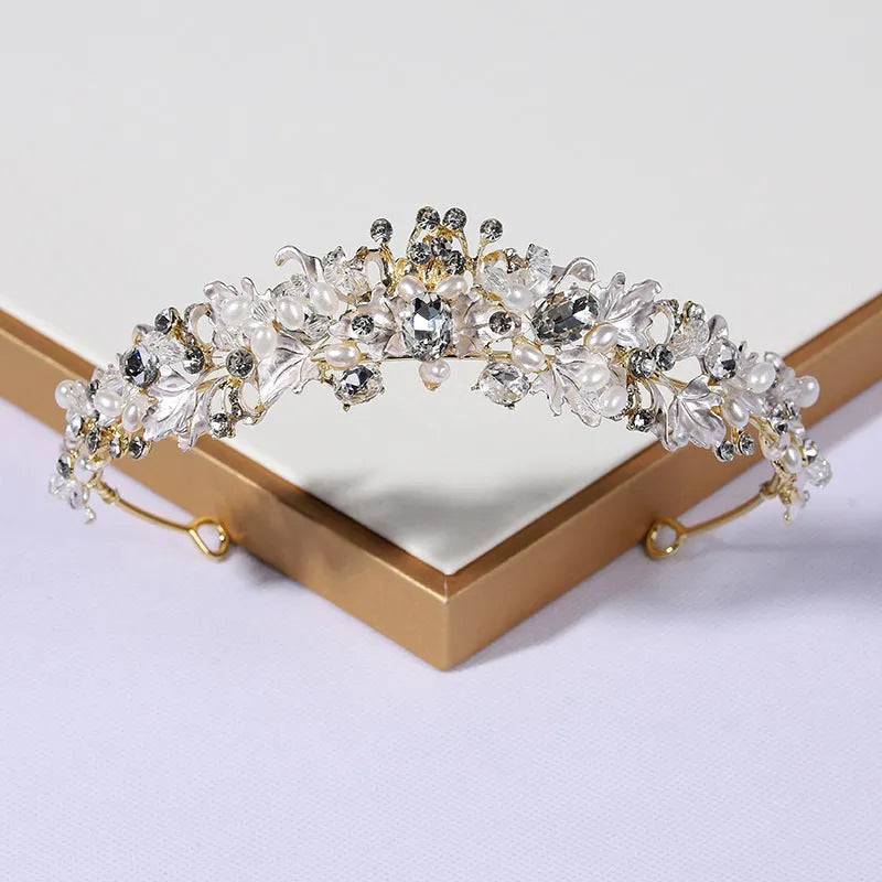 Gold or silver electroplated alloy pearl crown headdress for women's formal events
