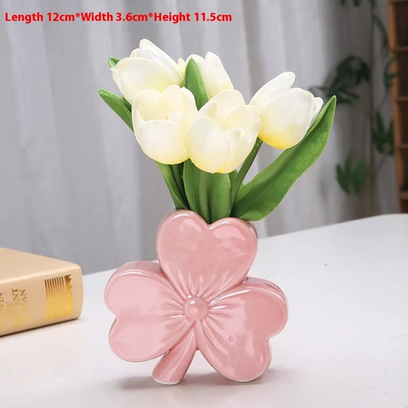 White porcelain ceramic vase with clover pattern in European style, available in four colours