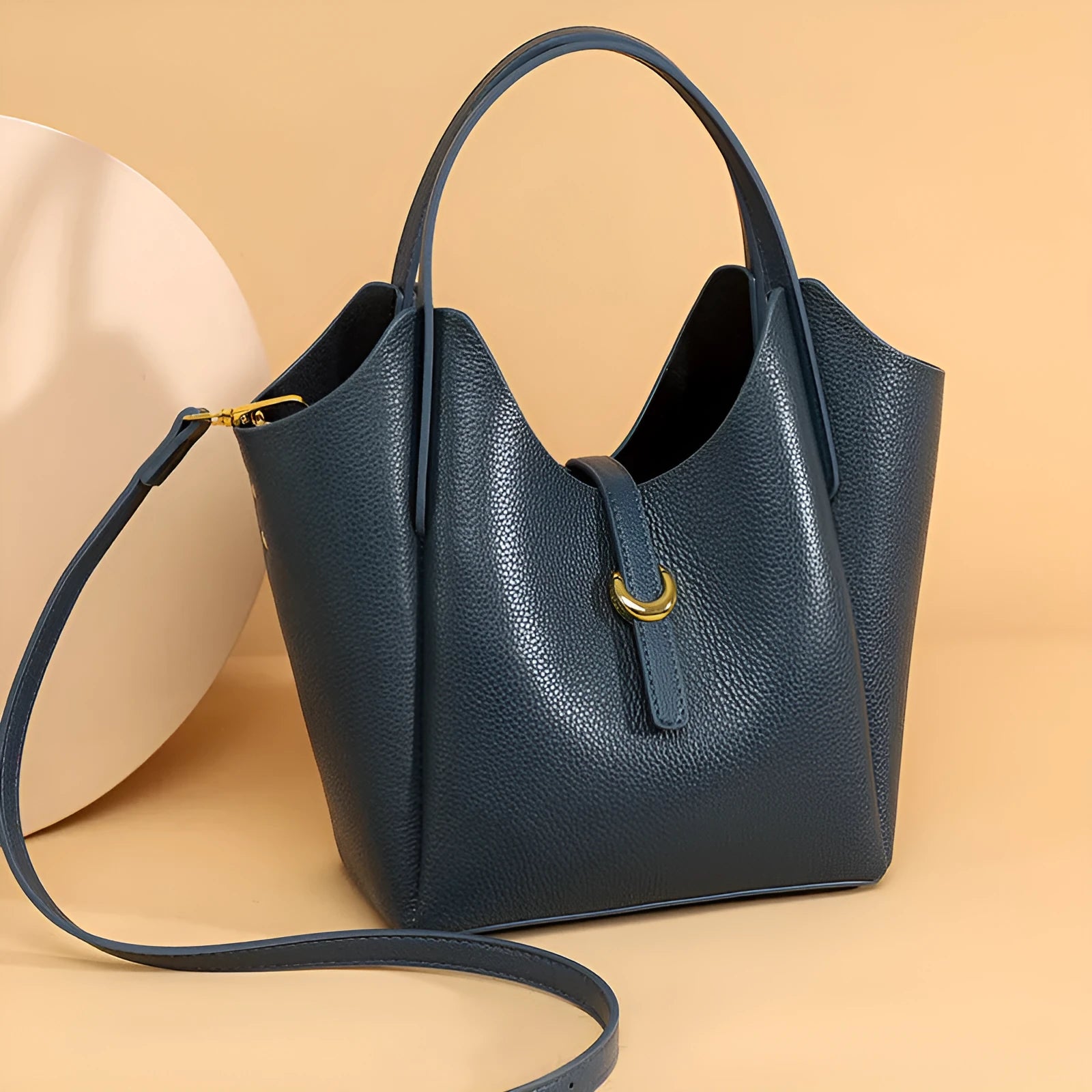 Genuine leather women's bucket bag in retro style with large capacity and file organiser