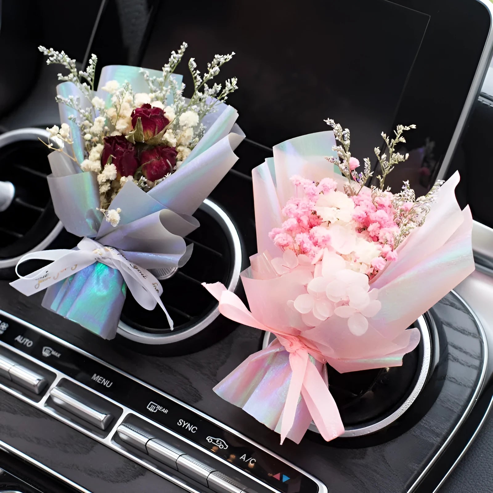 Handmade dried flower car vent perfume ornament in approximately 10cm size with fragrance insert