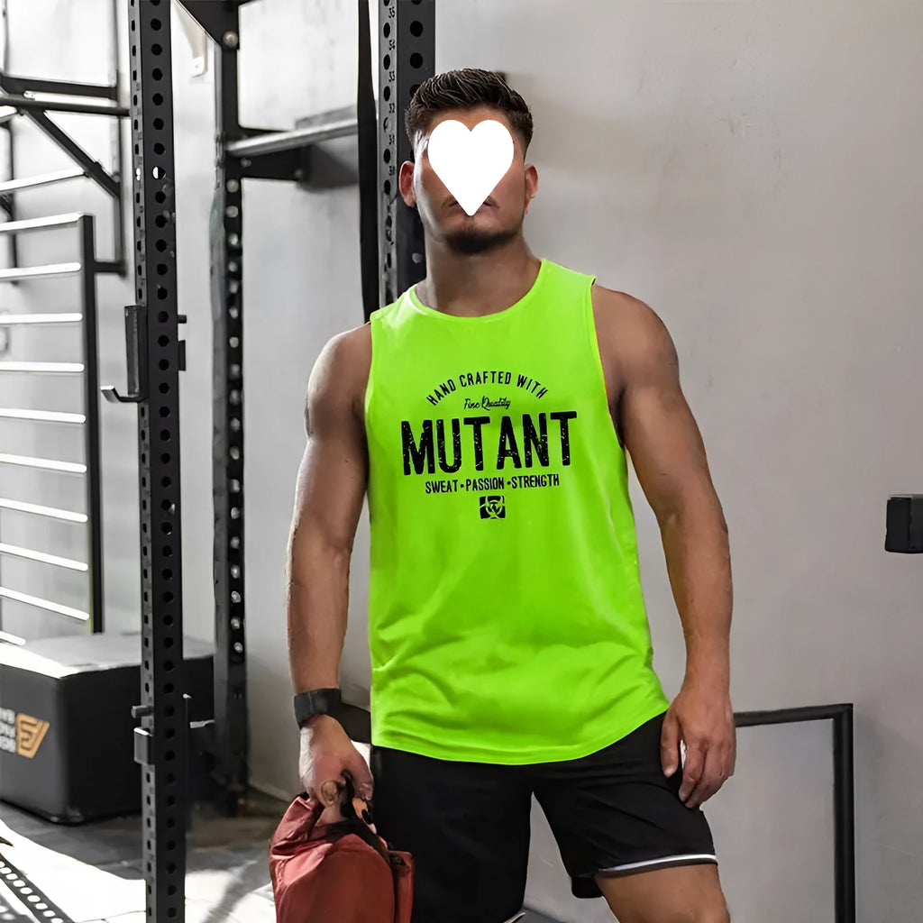 Men's loose-fit sleeveless polyester training waistcot in multiple colour designs