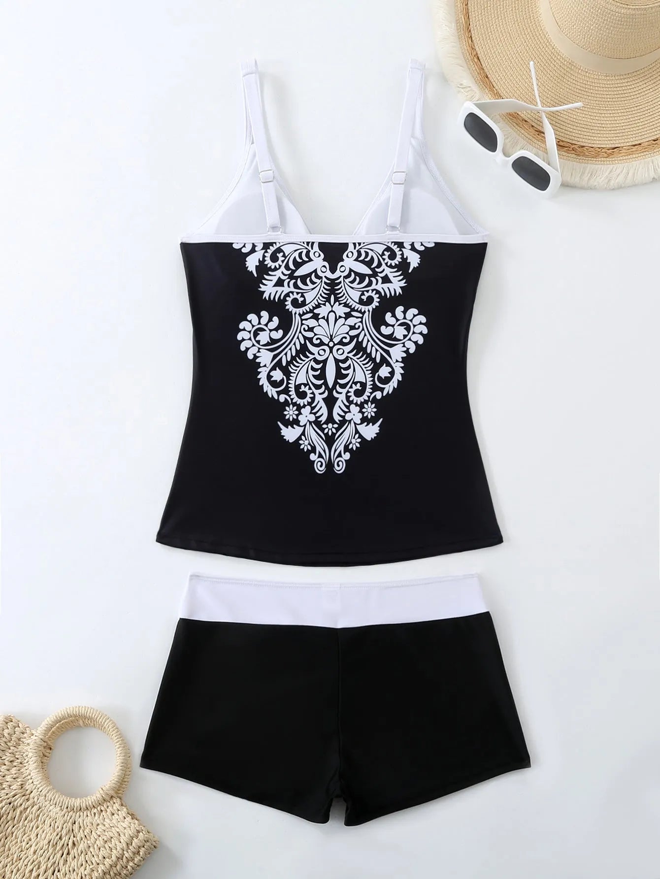 Women's plus size two-piece swimsuit in black or rose red printed colour with cotton lining