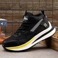 Closed toe construction safety shoes with steel toe cap and lace-up closure in black colour