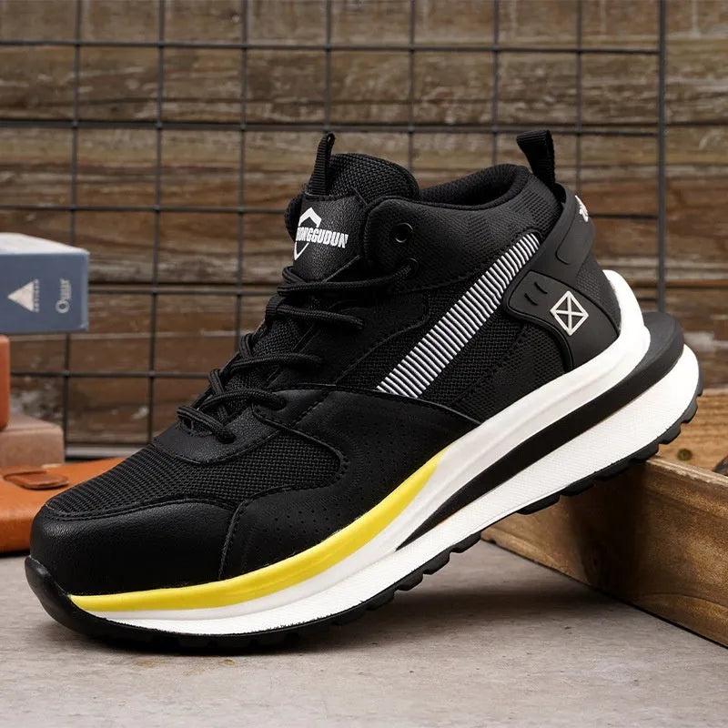 Closed toe construction safety shoes with steel toe cap and lace-up closure in black colour