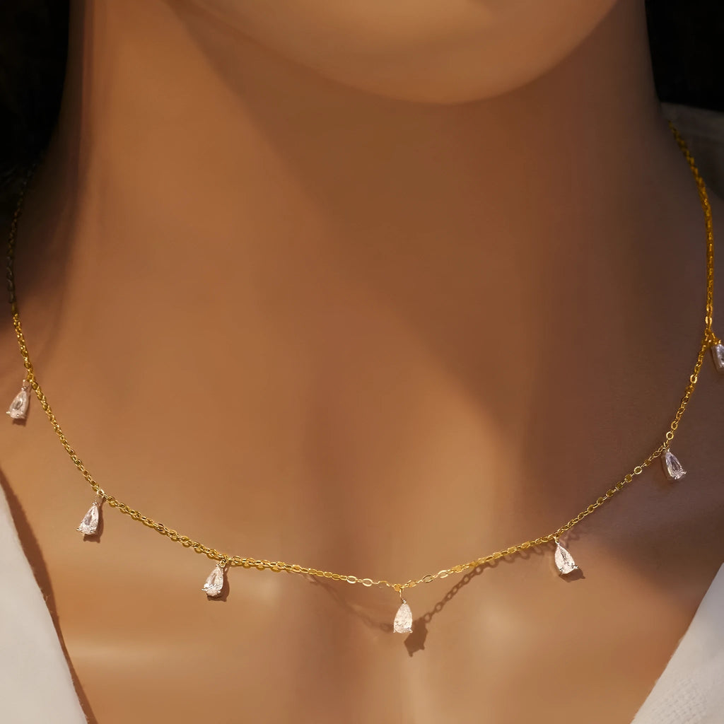 Women's 925 silver drop-shaped artificial zircon necklace with adjustable O-link chain in silver finish