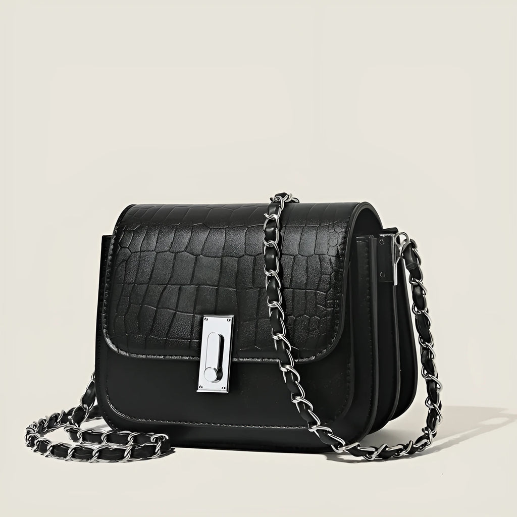 Soft PU women's chain shoulder bag in horizontal square design with sandwich pockets