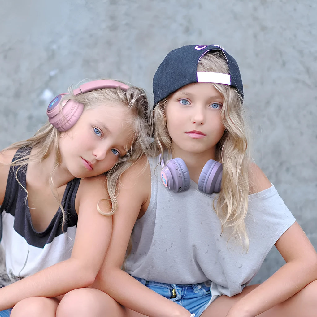 Wireless RGB children's headphones with light-up bunny ears in pink or purple colour