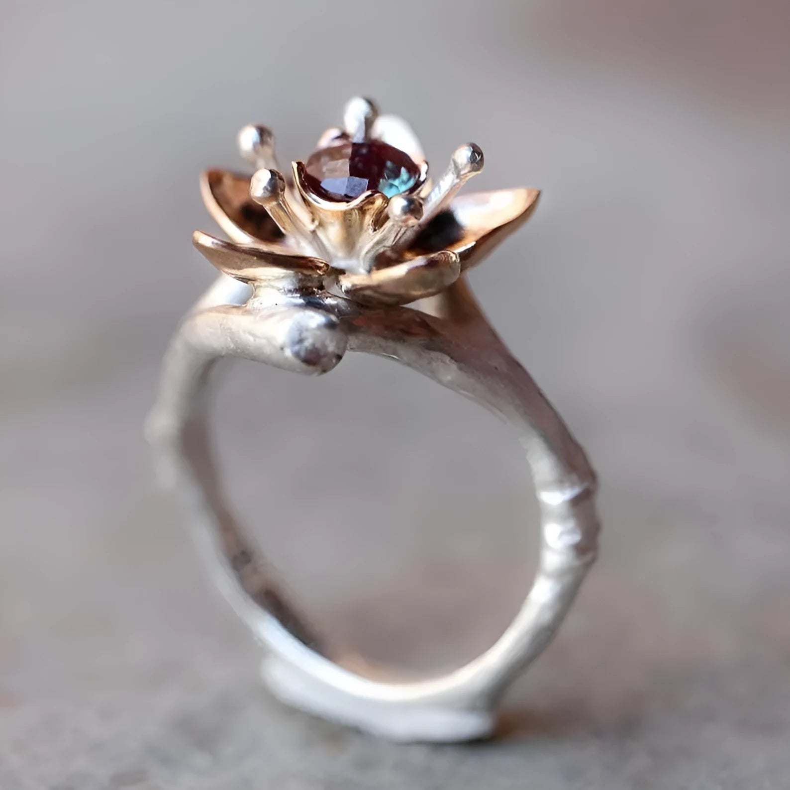 Silver two-tone floral geometric women's alloy ring showing sizes 5 through 11.