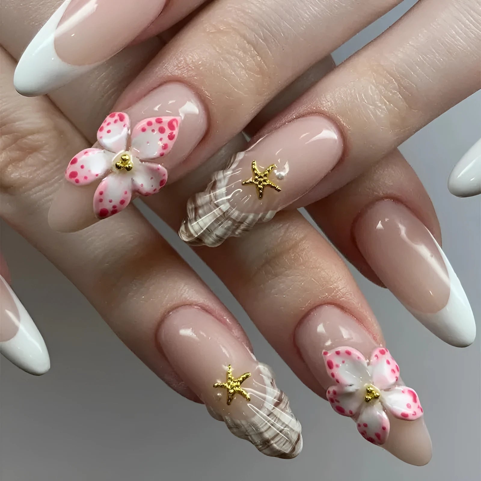 French style fake nails set with rock pattern patch and simple flower artwork in colour W1764